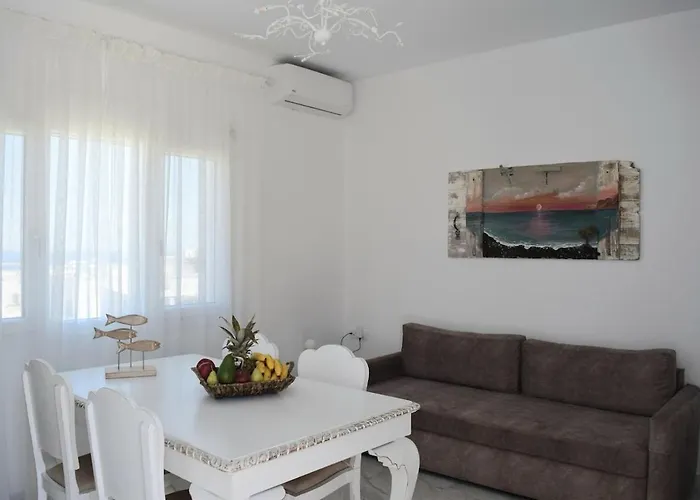 Enalios House Holiday home *