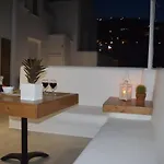 Enalios House *